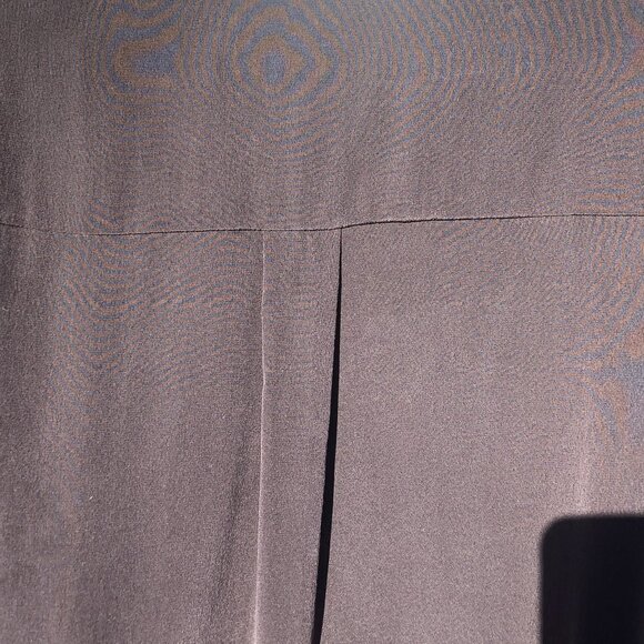 Ecru Medium Silk Blouse Top Brown V Neck Long Sleeve Pleated Button Cuffs - Picture 5 of 8